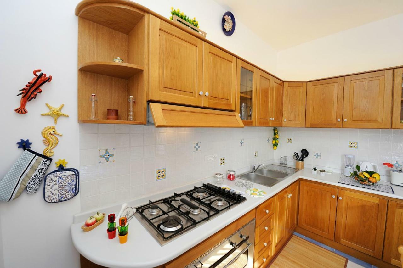 Chez Amelie Villa Амалфи Екстериор снимка